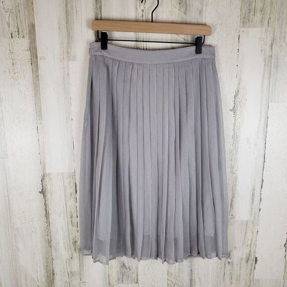 Ann Taylor Pleated Shimmer Skirt Sz 8 - Picture 2 of 4